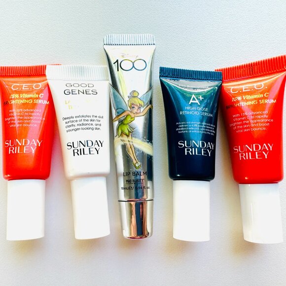 3440 SUNDAY RILEY DELUXE SAMPLE SIZE BUNDLE LOT KIT WITH MAKEUP COSMETIC BAG - Picture 2 of 5